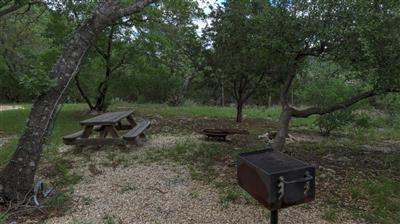 Alta Vista - Foxfire Cabins, Texas Hill Country Cabins on the Sabinal River. Biker friendly, Family Oriented, Pet Friendly